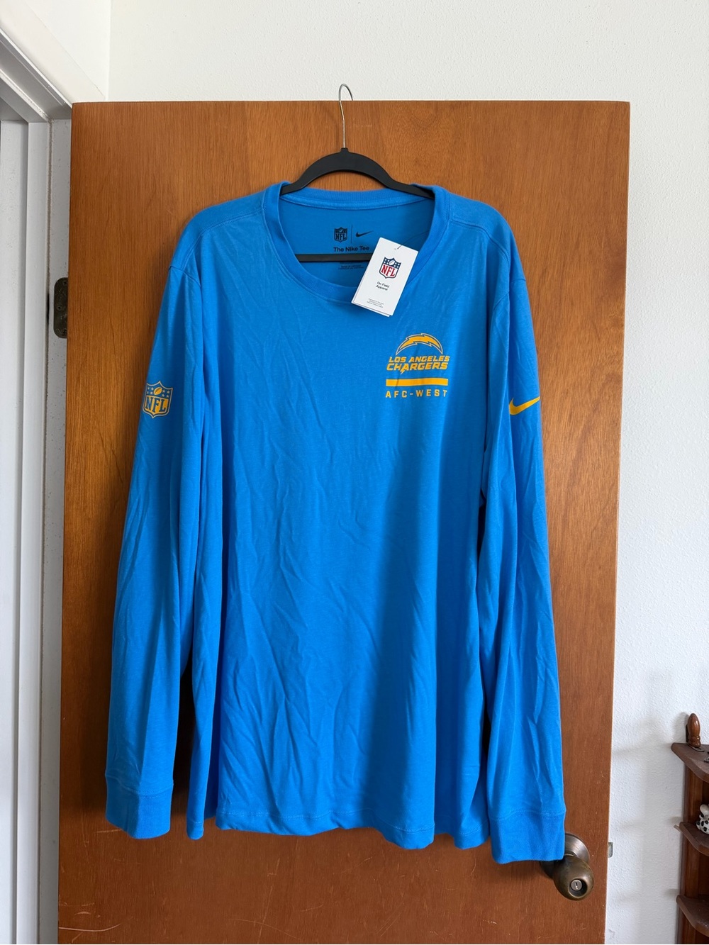 Nike / NFL Los Angeles Chargers Long Sleeve T-shirt